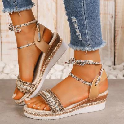 Fashion Gold Rivet Design Wedges Shoes for Women 2024 Summer New Ankle Strap Women's Rome Sandals Comfortable Thick Sole Casual Sandals