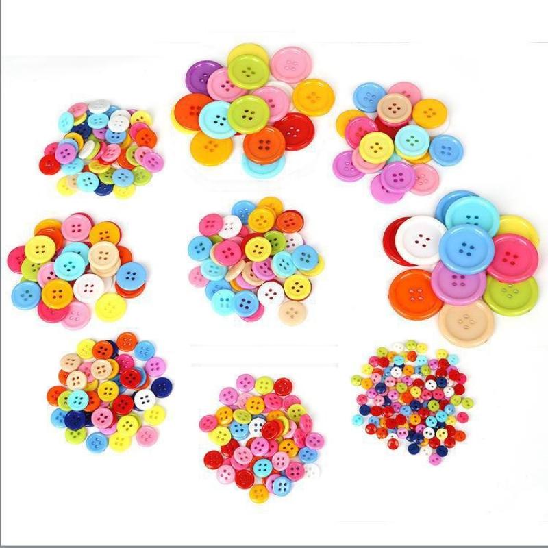 200Pcs Random Color Mixing Decorative Buttons for Needlework Resin Plastic Button for Dolls Scrapbooking Sewing Buttons