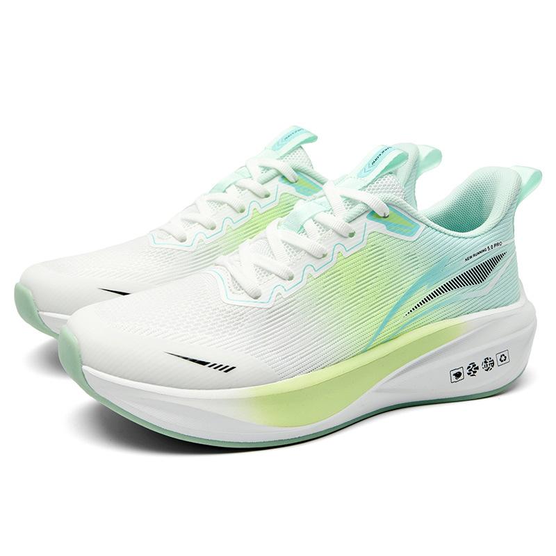 

Carbon plate ultra-light jaka breathable running shoes couple sports shock absorption physical testing shoes student outdoor racing running shoes men 36