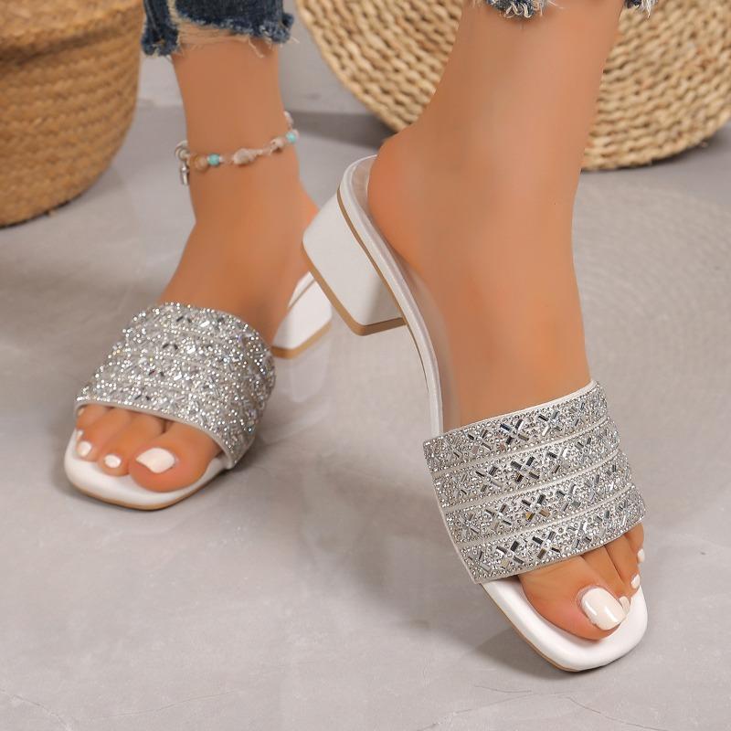 New Style Shoes: Large-sized Mid-heel One-shoulder Slippers for Women, Thick-heeled Square-toed Fashion Sandals
