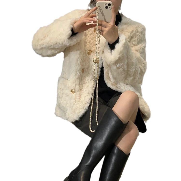 Winter new small fragrant lamb wool coat female small loose soft waxy white fluffy top cotton clothes