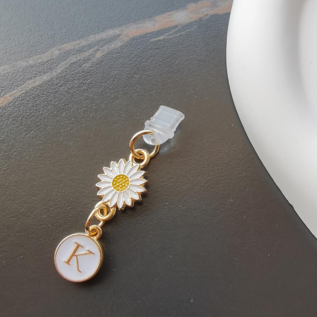 1 szt. Kreatywny stokrotka/słonecznik litera zatyczka przeciwkurzowa do telefonu komórkowego/europejskie i amerykańskie 26 wielkich liter A-Z zawieszka do telefonu komórkowego