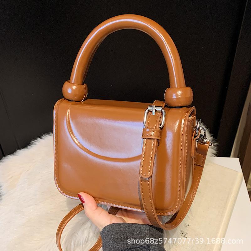Premium texture small bag women's 2025 summer new versatile chain messenger bag fashionable portable shoulder small square bag