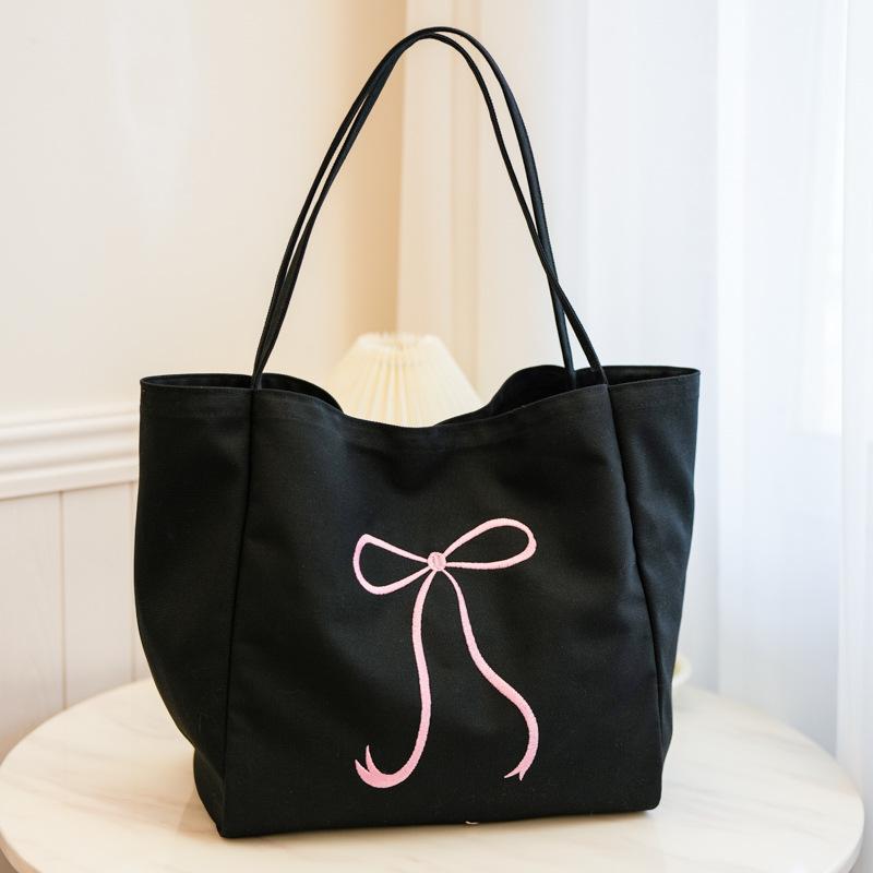 

Холщовая сумка-тоут большой вместимости с вышивкой банта чёрный