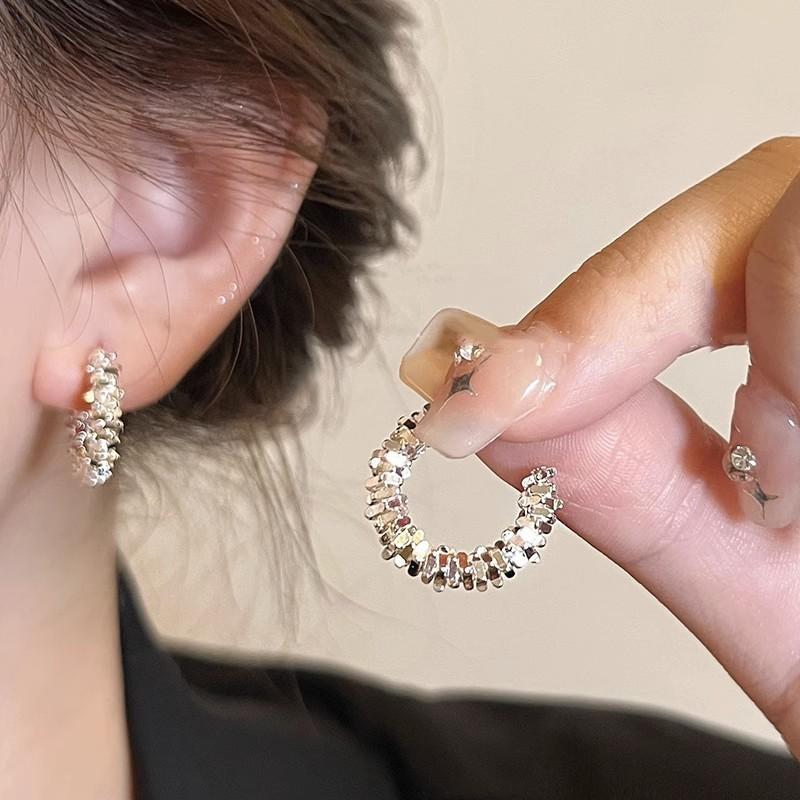 Aussage Kleine Unregelmäßige C-förmige Creolen Weibliche Boho Einfache Kreis Ohrringe Für Frauen Luxus Party Hochzeit Schmuck Geschenke