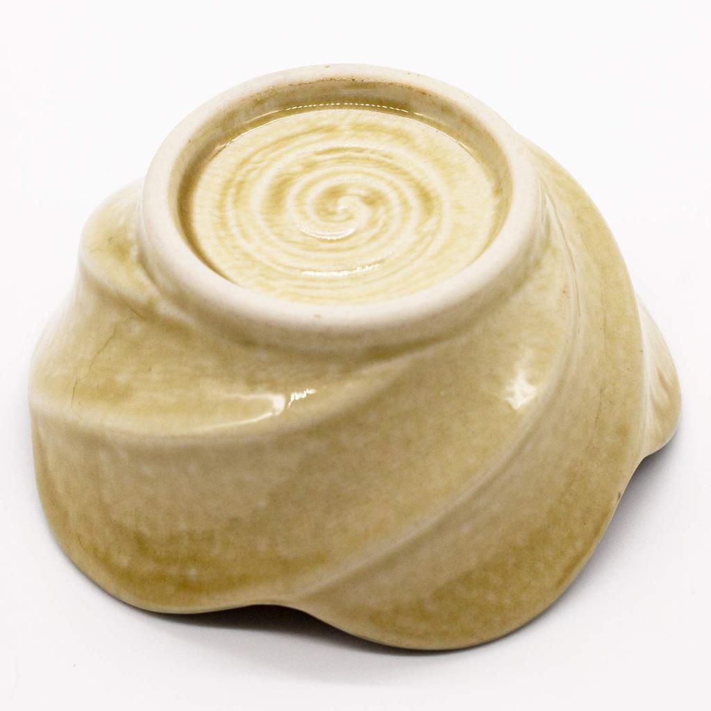 Mino Ware Yamasaku Kiln Kleine Schüssel Mini-Schüssel 3 Zoll Durchmesser 9cm Kiseto Made in Japan "Blumenbehälter" Blumenform ca.. 520-0151