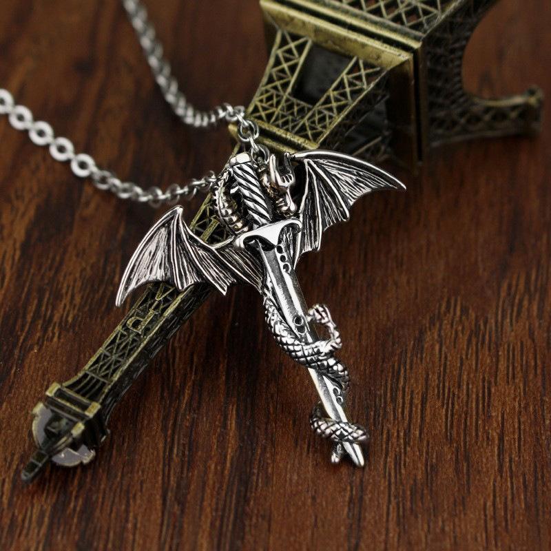 Pterosaur wrapped sword, necklace, punk rock style, Dragon Sword sweater chain, European and American fashion retro, metallic personality