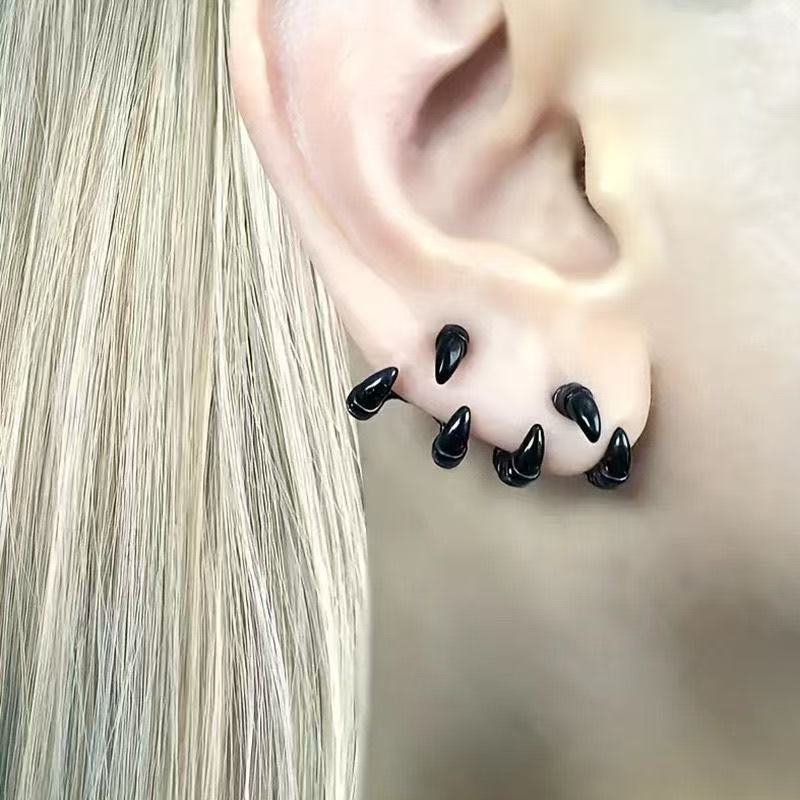 Vintage Punk Gold Color Snake Shaped Stud Earrings For Women Men Gothic Hip Hop Animal Piercing Earrings Jewelry Accessories
