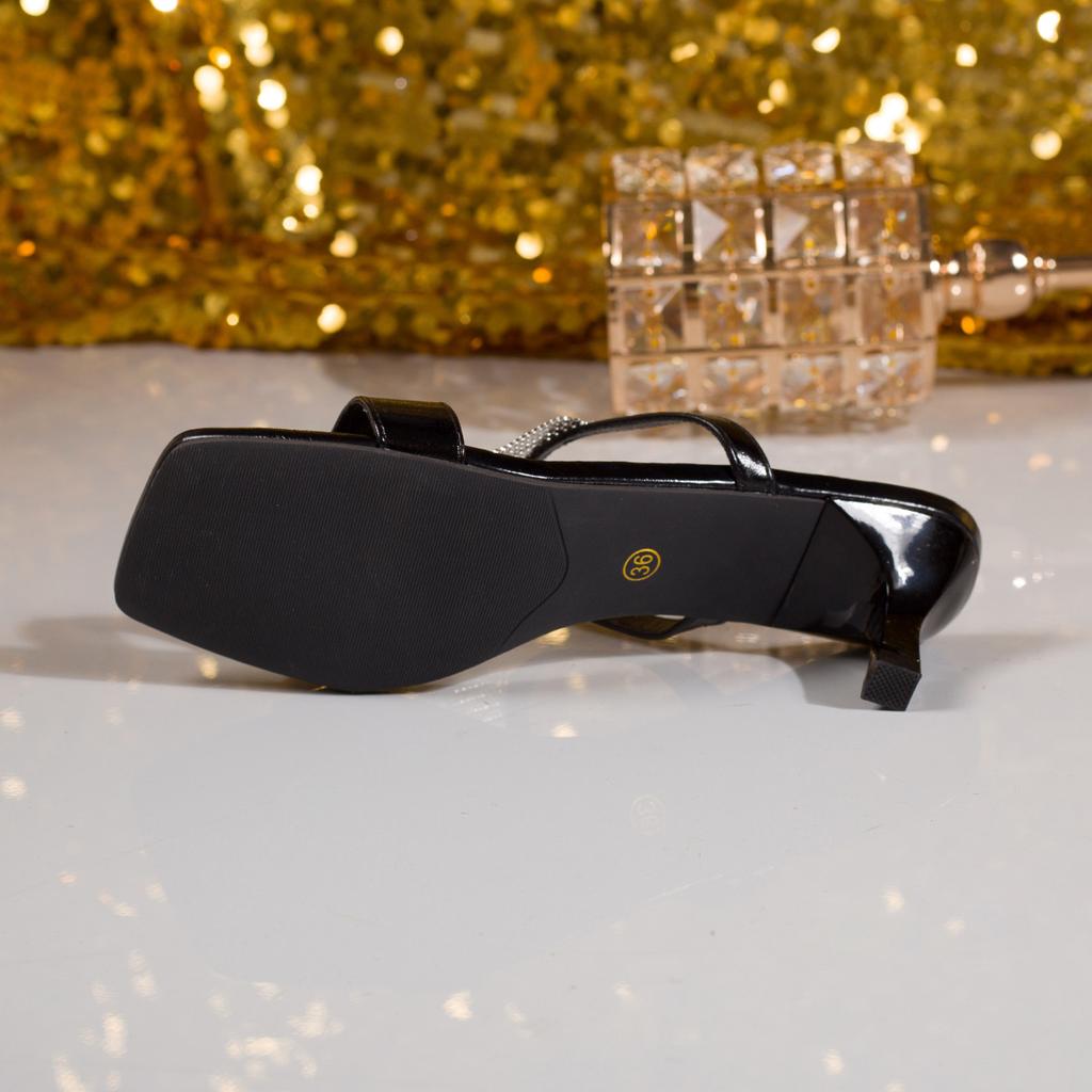 Classical demeanor, black cool slippers, women wear rhinestone wedges in summer, women pedal lazy shoes half-toe