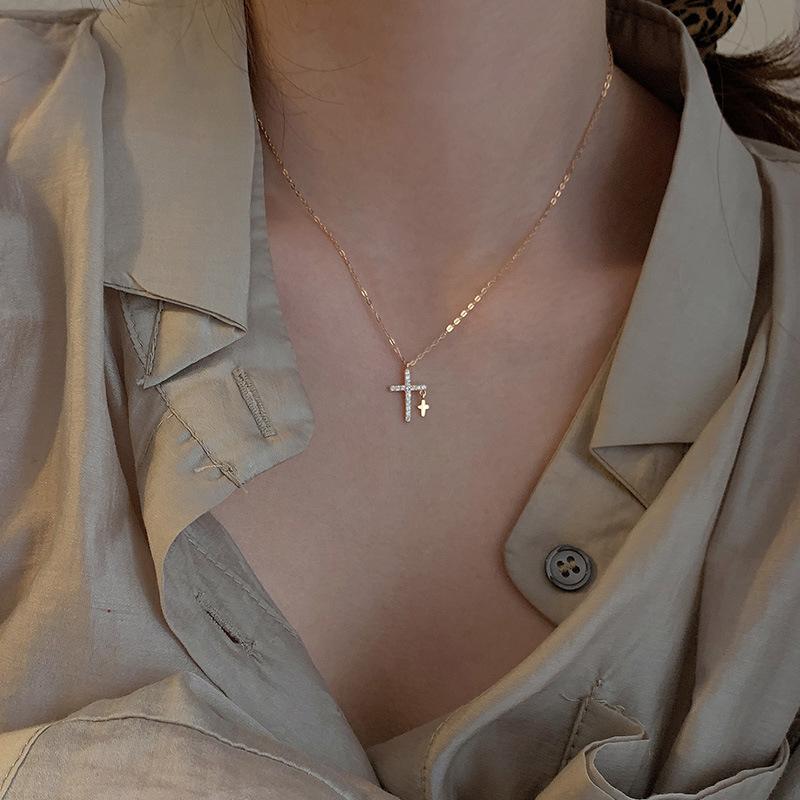 PANJBJ S925 Sterling Silver Korean Personality Glossy Cross Necklace Ladies Simple And Versatile Pendant Chain NecklacePANJBJ