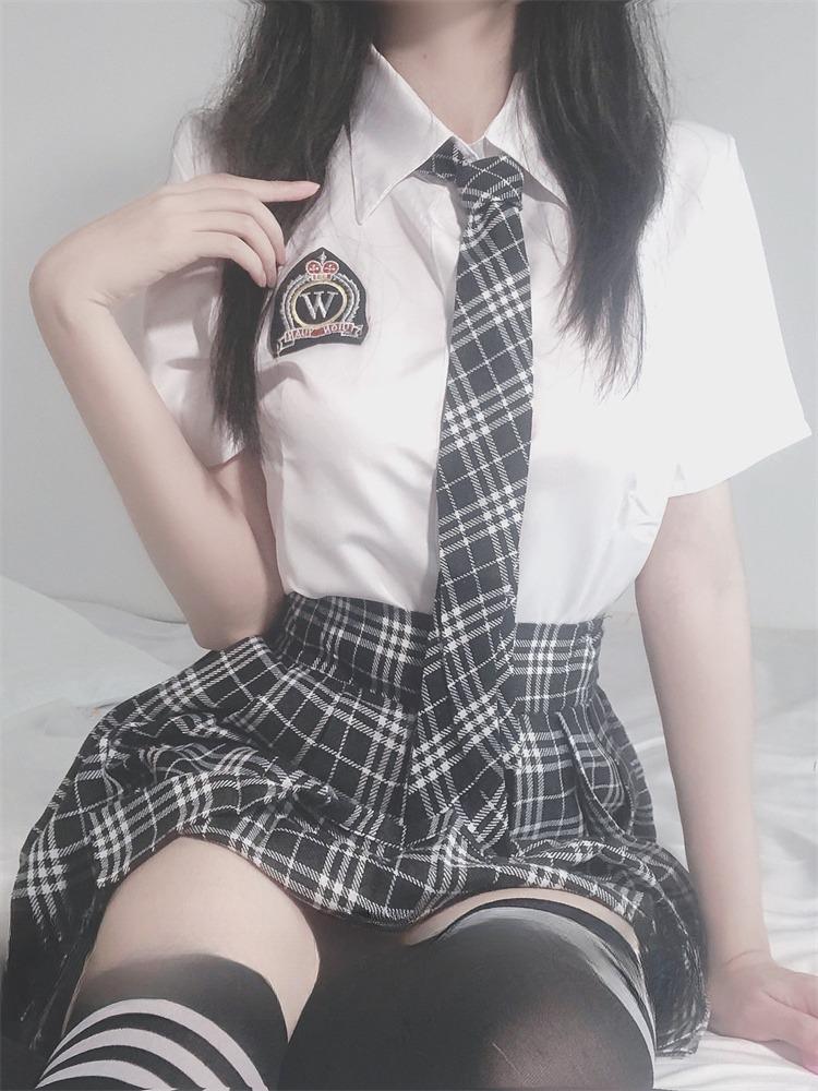 Sexy Wet Look PU Leather Dress Female Breast Exposing Bodysuit  Erotic Clubwear Sexy Elastic Latex Lingerie Cosplay Red Dress