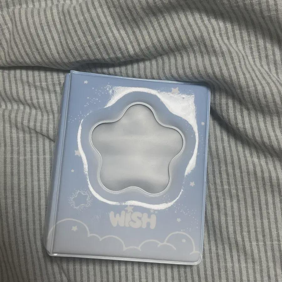 

Я продаю коллекционную книгу Nct Wish School Of Wish