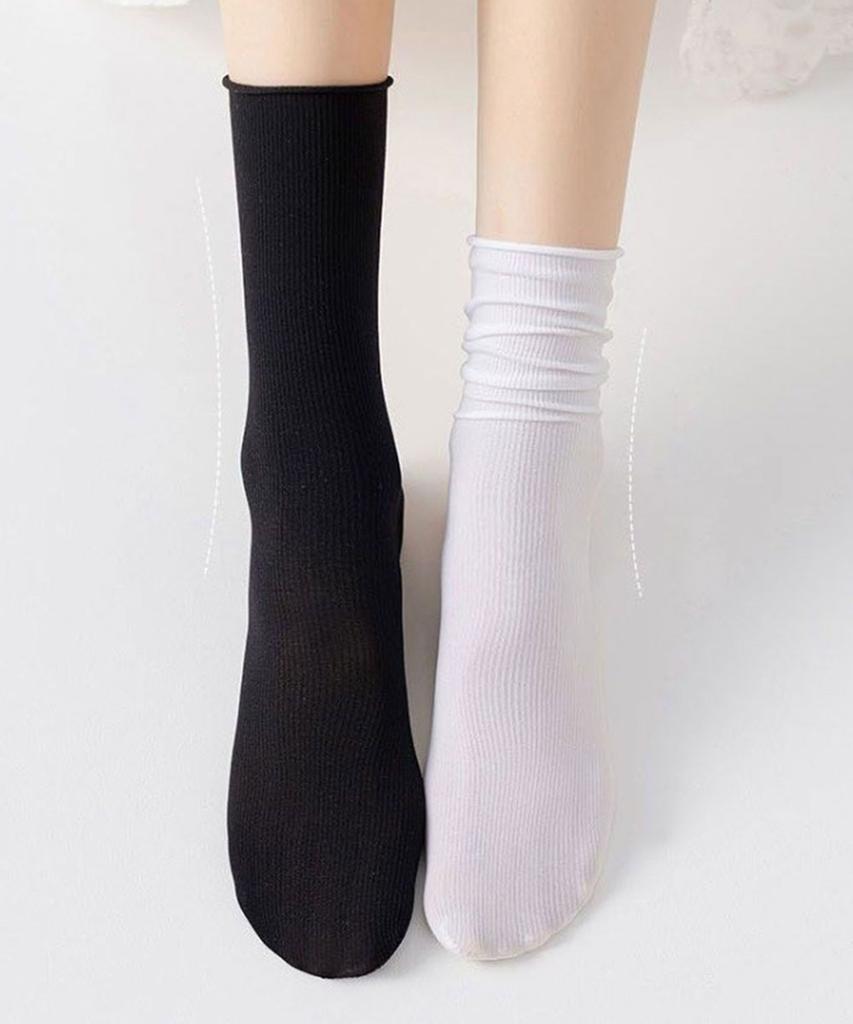 5/10 Pairs Ice Silk Women's Middle Tube Thin Socks Summer Cool Black and White Socks Ice Pile Ladies' Casual Socks