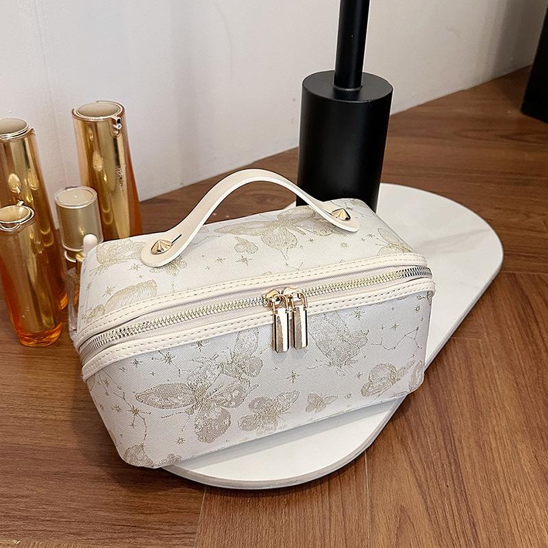 

2026 Guochao Elegant Embroidered Cosmetic Bag Women s Portable Travel Large-capacity Washing and Storage Bag 24*12*12CM білий