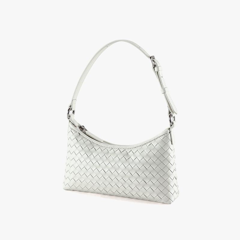 Retro handmade sheepskin woven bag women's bag winter high-end trend leather women's bag Guangzhou luggage