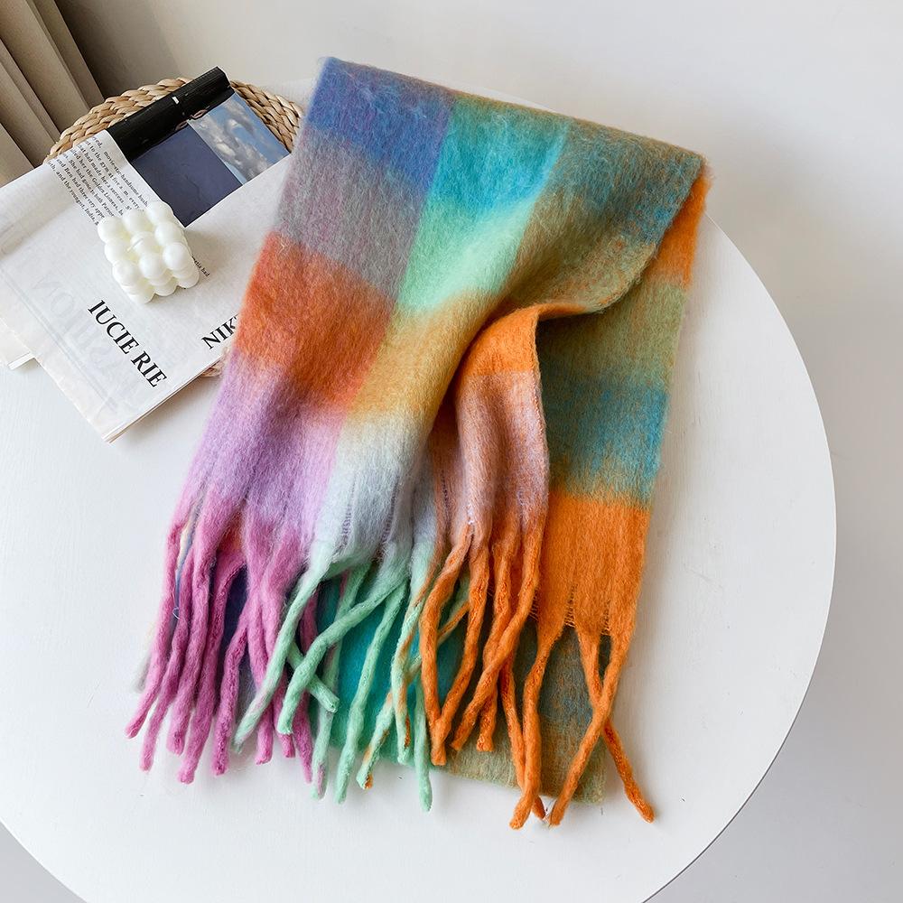 

Autumn and Winter Seahorse Hair Scarf Women s Versatile High-end Sense of Wear B Green Scarf European and American Solid Color Shawl 40*210cm