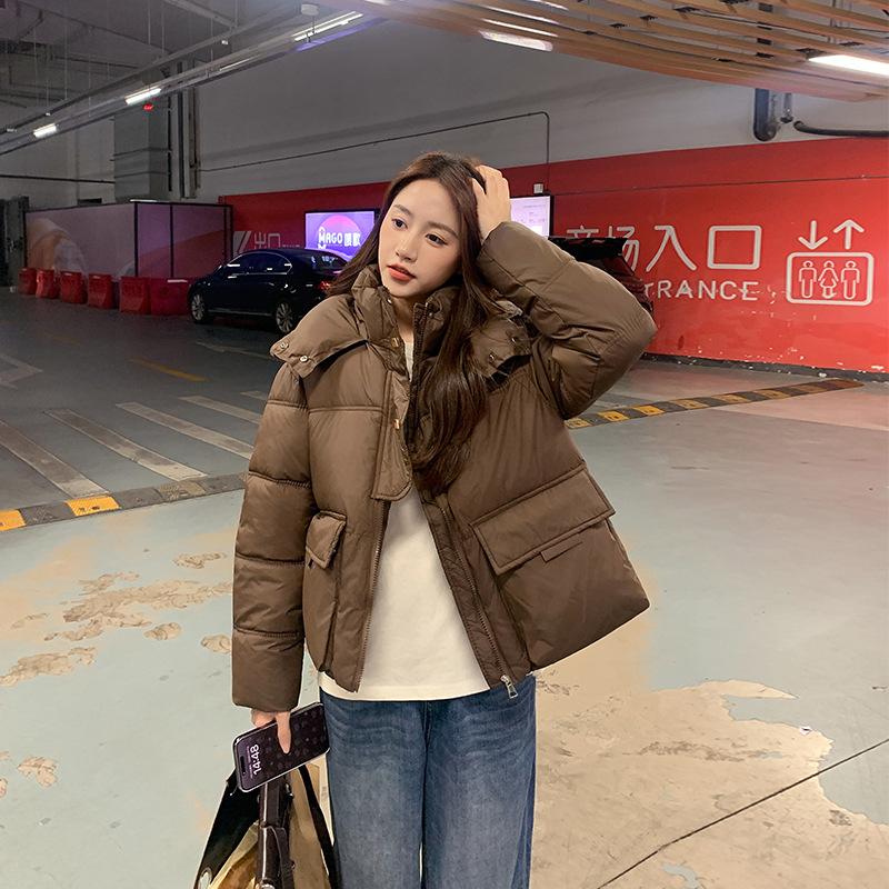 Short Down Cotton-padded Jacket Women Hooded Winter New Bread Coat Cotton-padded Jacket.