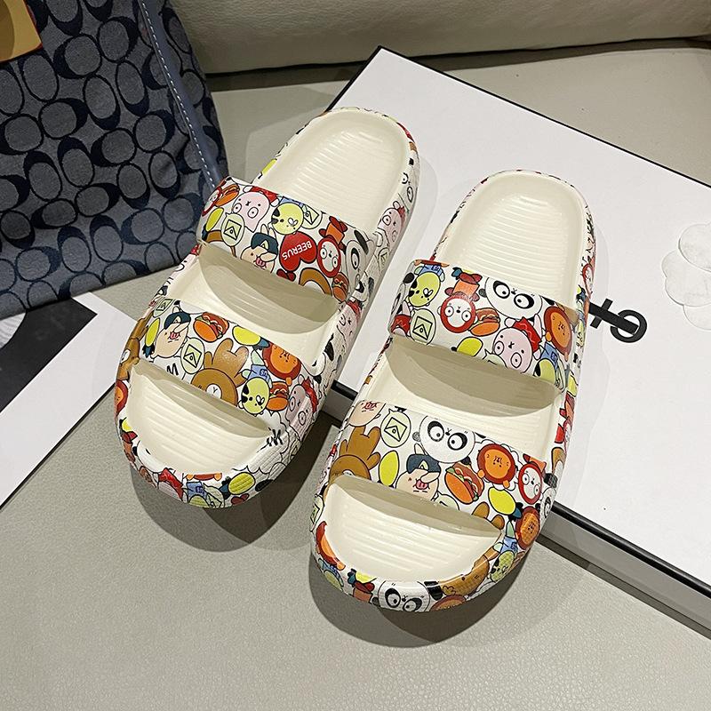 Vyrų ir moterų poros Vasaros storos dugno neslystančios minkštos apatinės grafiti šlepetės namų viduje, vieno žodžio šlepetės