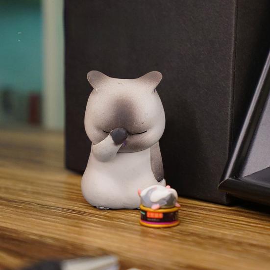 1/3Pcs Covering Face Cartoon Cat Ornament PVC Mini Kitten Figurine Statue Animal Sculpture Model Home Office Desktop Decoration