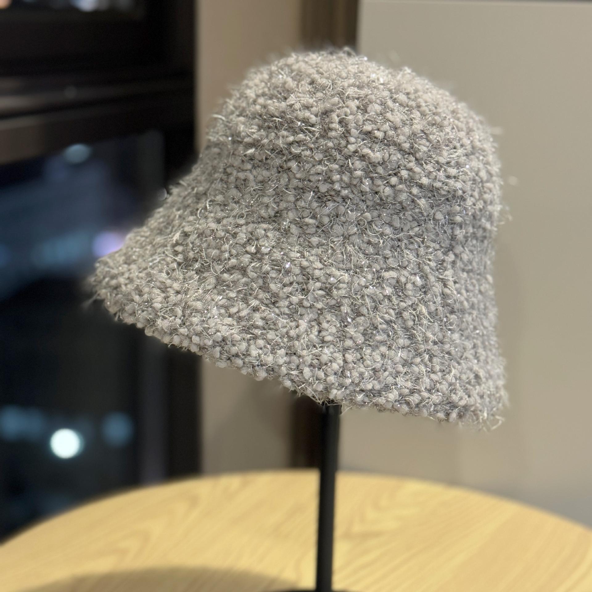 

Осенняя простая и универсальная модная клетчатая шляпа рыбака, женская, подчеркивающая маленькое лицо, ветрозащитная, с защитой ушей, панама Adjustable