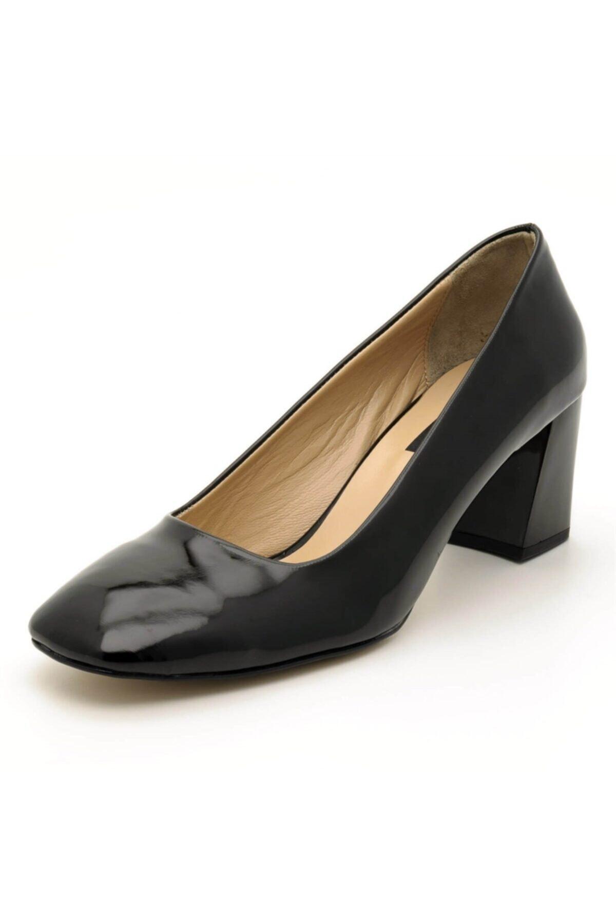 

Women s Plus Size 2018 Black Patent Leather Large Shoes 40