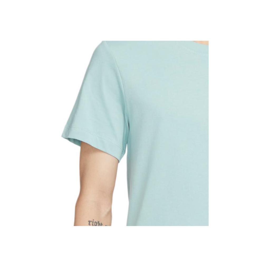 Nike Comfortable Minimalist Brand Small Logo Embroidered Breathable Casual Sports Crew Neck Short Sleeve T-Shirt Men Tops Light-Blue BV0508-309