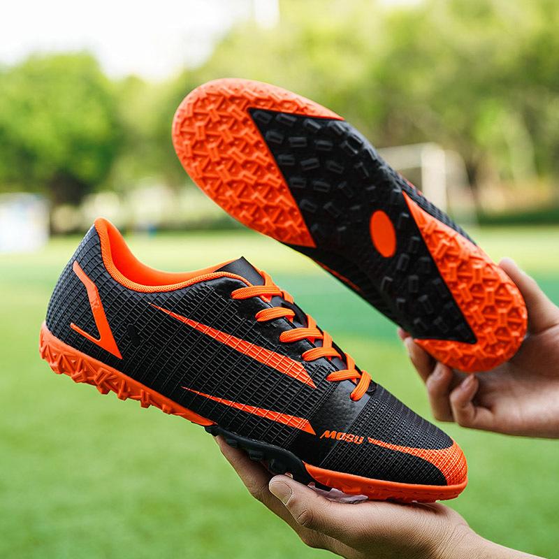 Men Football Boots Long Spikes High Ankle Soccer Shoes TF Outdoor Grass Cleats Soccer Boots Training Sport Football Shoes