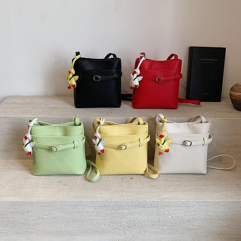 Simple bucket bag women's 2025 new trendy texture messenger bag versatile temperament shoulder bag