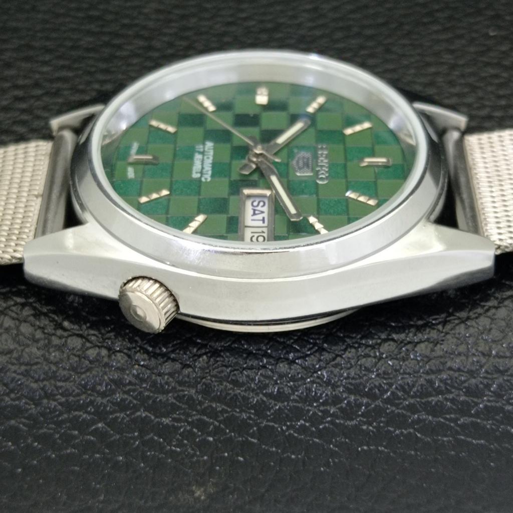 JAPAN VINTAGE SEIKO 5 AUTOMATIC REFURBISHED MENS GREEN DIAL WATCH a440408-4 Sk-a440408