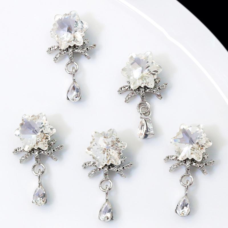 Świąteczny Wisiorek Płatka Śniegu Łańcuszek Części do Paznokci Stop Diament Ozdoby do Paznokci Brokatowe Świąteczne Akcesoria do Dekoracji Paznokci DIY