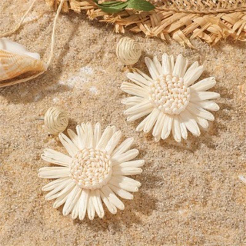 Bohemian Personalized Exaggerated Flower Pendant Earrings for Women Vintage Vacation Style Vacation Party Accessories Gifts