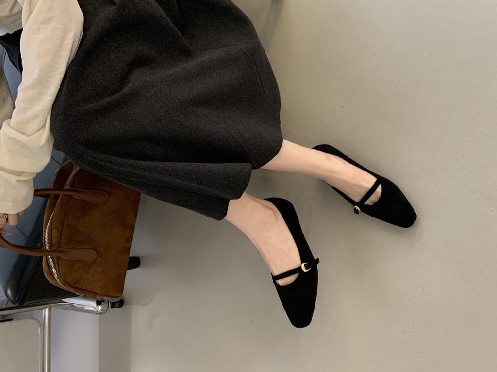 Korean version of pointed suede one-pedal shallow-mouth low-heeled single shoes women's 2025 autumn new fashionable versatile flat-soled ladyshoes