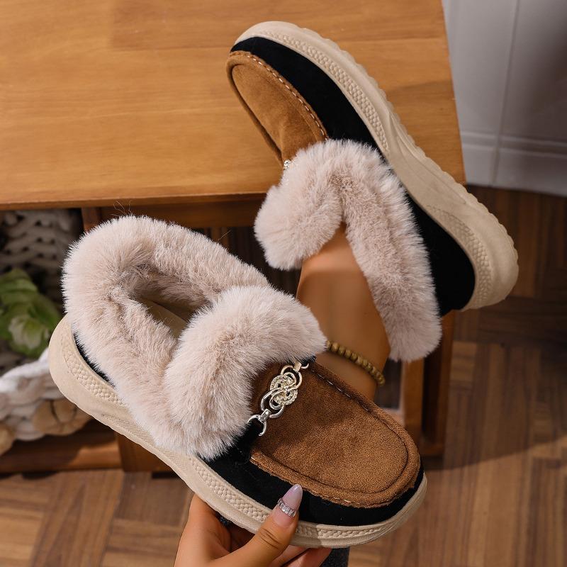 Warm Sneaker Women's Shoes 2025 Winter Plus Size Thick Sole Fleece Metal Chain Cotton Shoes