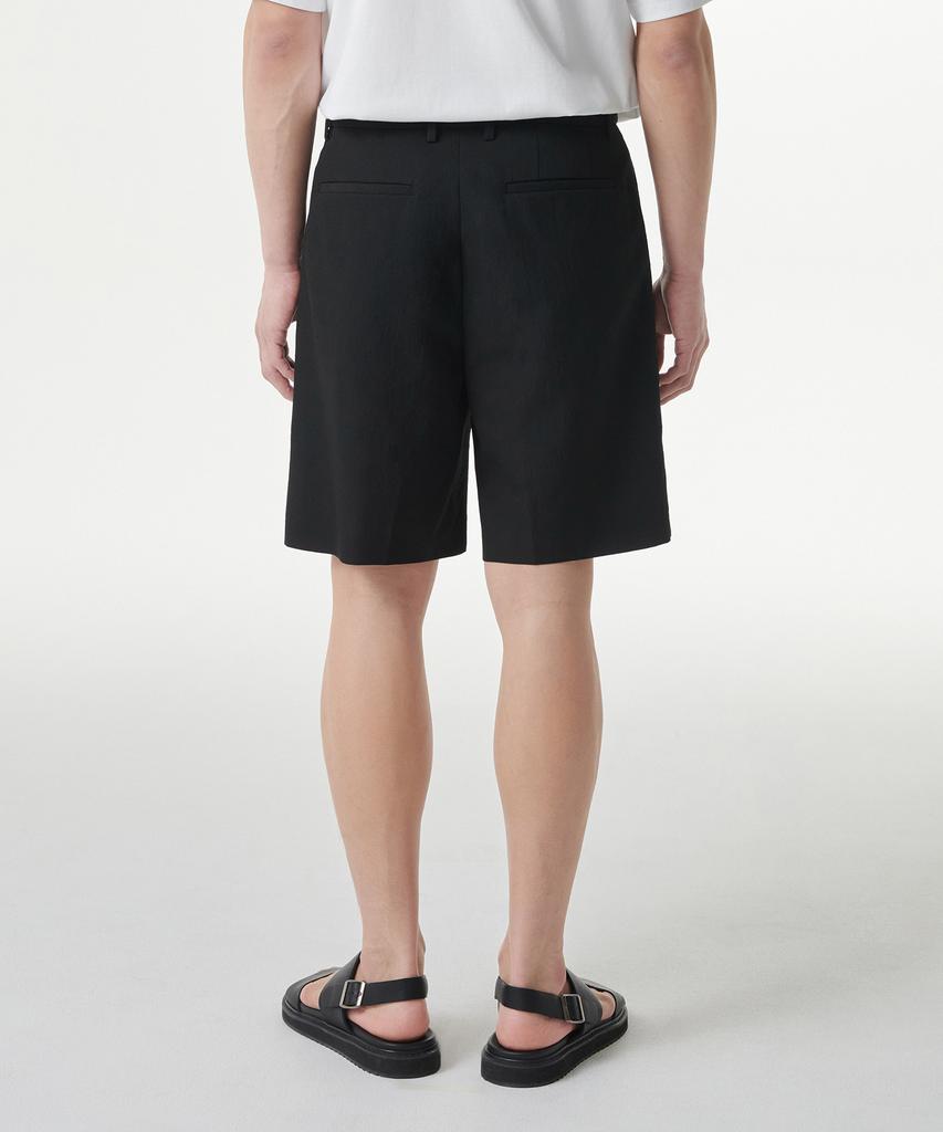 Musinsa Standard Cool Touch Hidden Banding Half Slacks [Black]