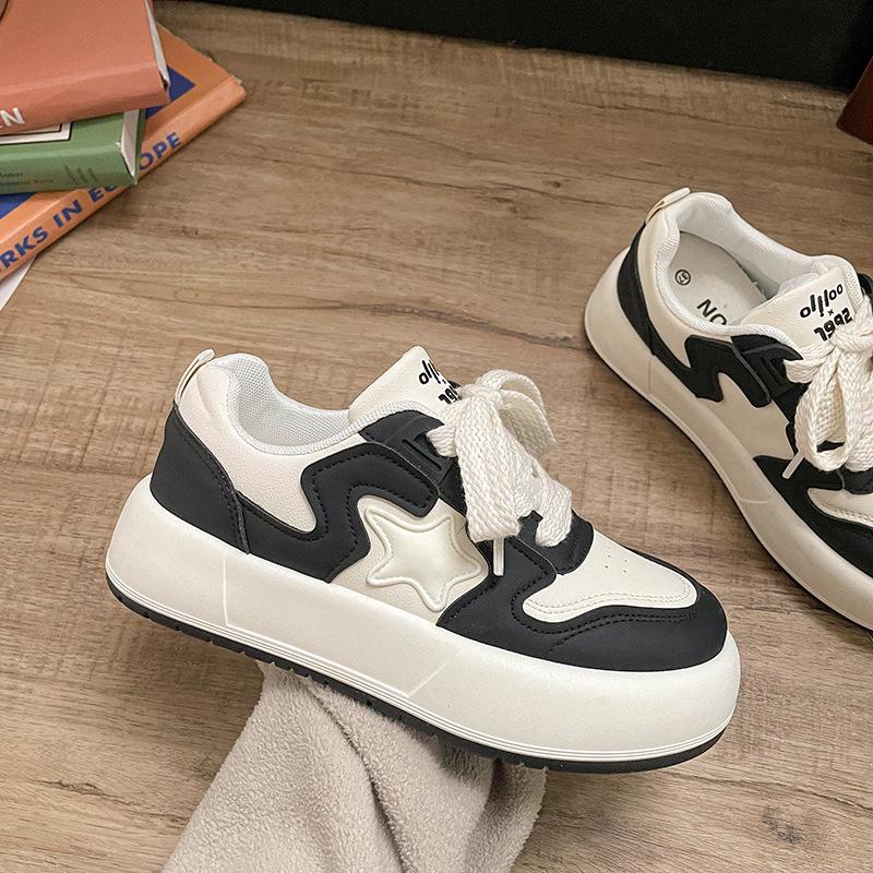 Weiße Schuhe Neue Vintage Skateboard Schuhe Damen Dicke Sohle Farblich Passende Damen Freizeitschuhe Brotschuhe