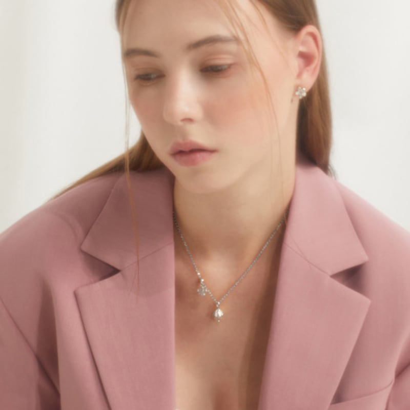 BOLDIERE Flower pearl Necklace_ N12[Silver]