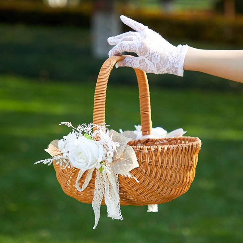 Elegant Rattans Handwoven Wicker Flower Basket Portable Floral Arrangement Pots for Wedding and Homes Decoration