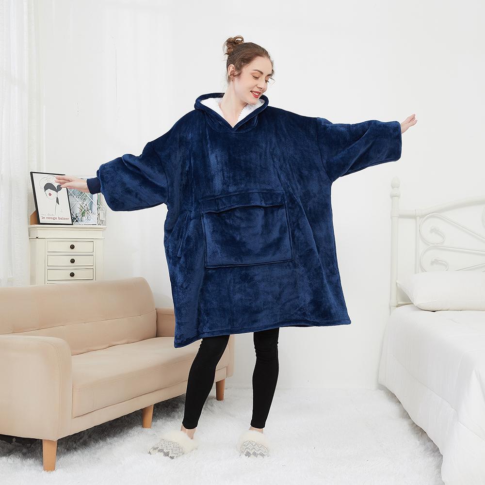Manufacture Comfortable 100% Polyester Hooded Blanket Flannel Fleece Solid Color Cozy Warm Blanket Hoodie