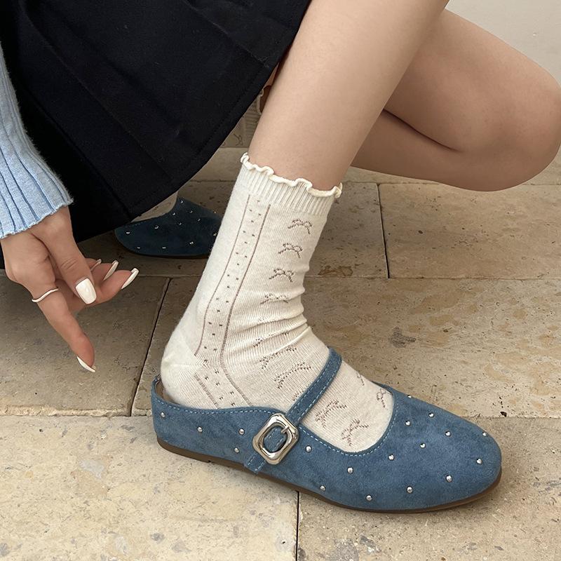 Popular white retro flat bottom inner heightening Baotou drag women 2025 new summer wear with skirt French sandals