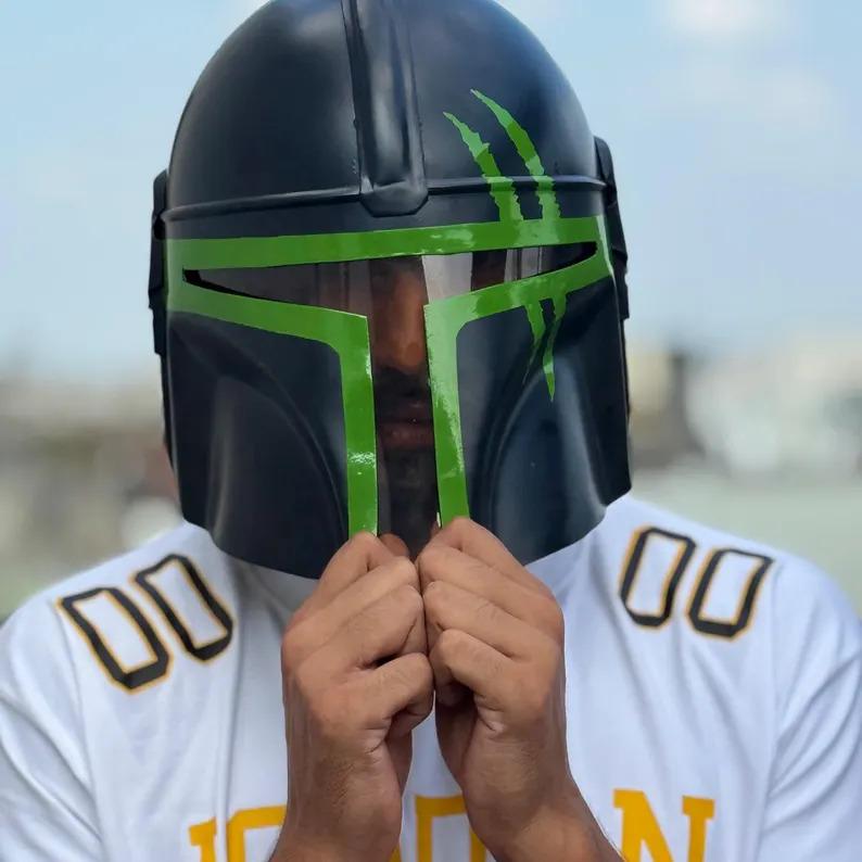 Star Wars Mandalorianer Helm | Grüner Mando Helm Replica | Din Djarin Cosplay Requisite | Geek Geschenk für Männer | Star Wars Wohnkultur Sammlerstück
