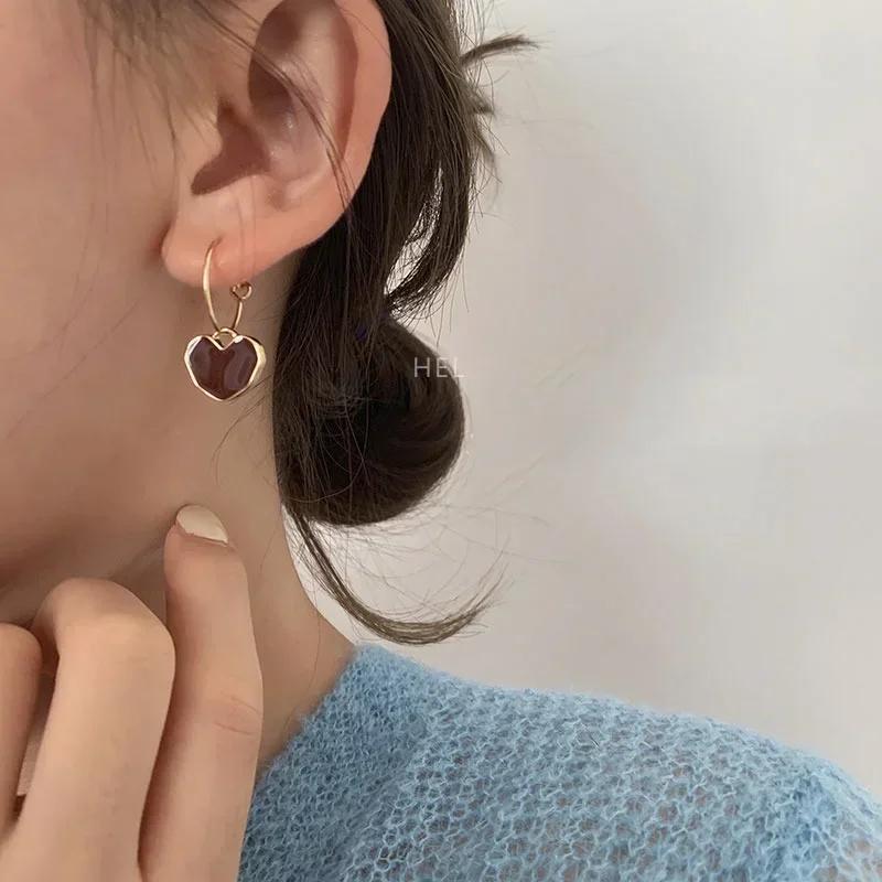 Wine Red Heart-shaped Earrings for Women Simple Temperament Versatile Personality Earrings Niche Jewelry Accessories Earrings