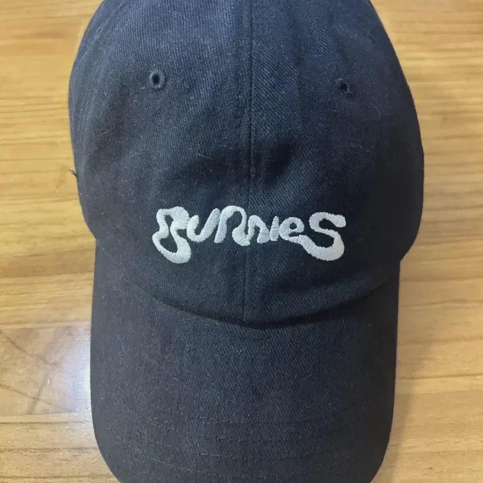 

Newjeans Bunny s Camp Hat Ball Cap Flag