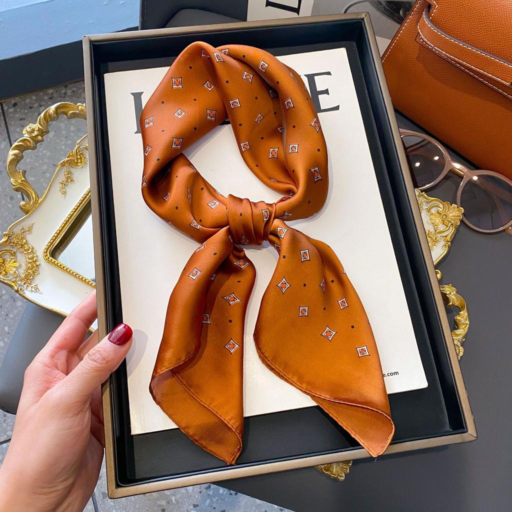 Small Silk Scarf Women'S Versatile High-End Decorative Square Scarf Professional Small Scarf Simulation Silk Korean Version Streamer Bag