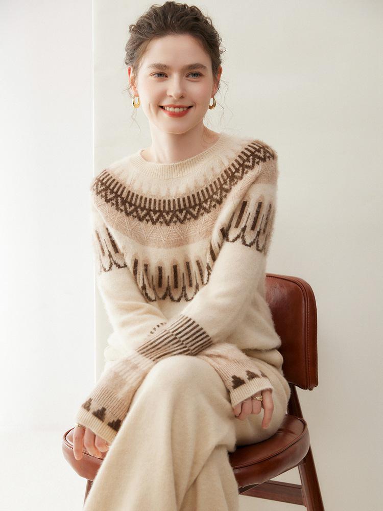 Artistic Retro Fair Isle Cashmere Sweater: 2025 Autumn/Winter Collection, Round Neck, Thick Knitwear, Loose Fit Fashion Base Layer