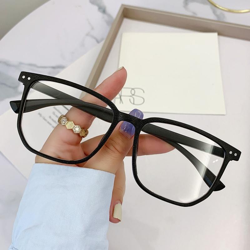 Trendy Color Changing Finished Myopia Glasses Square Anti-blue Light Photochromic Glasses Men Women Near Sight Eyewear 0 To -4.5