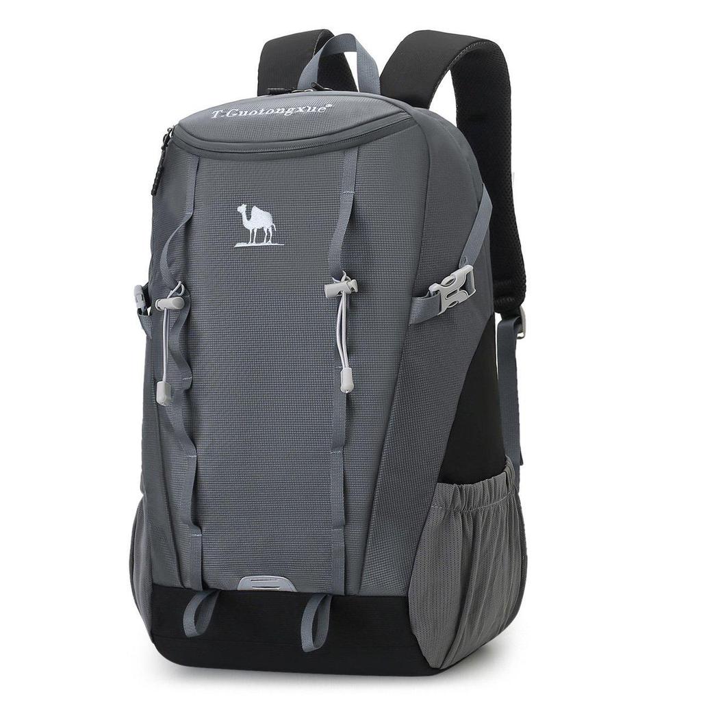 Camel Bergsteigerrucksack: Wasserdicht, Großes Fassungsvermögen, Multifunktional für Wandern & Reisen