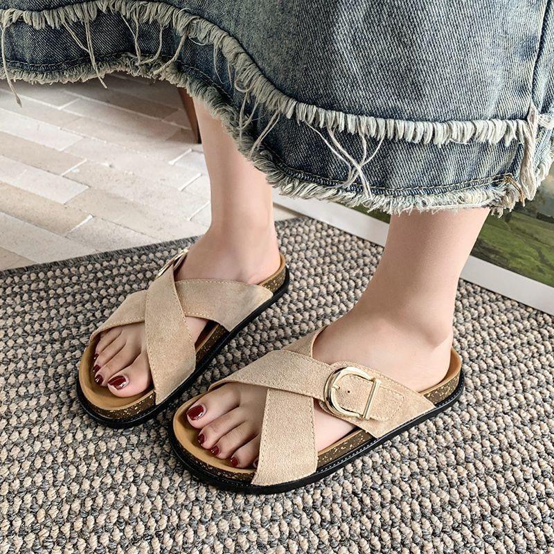 One-word Drag Versatile Casual Beach Shoes Sandals Slippers Women's Flat Bottom New Summer Wear Retro