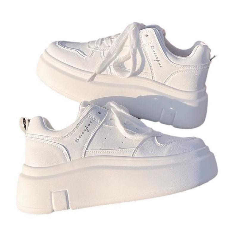Little white shoes women's autumn and winter new versatile thick-soled heightening lightweight board shoes niche sports and leisure shoes