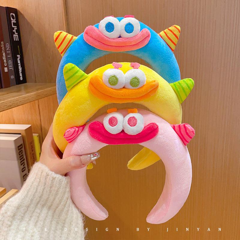 Cute Monster Headband: Non-Slip, High Skull Top Hair Accessory for Women - Perfect for Face Washing & Styling
