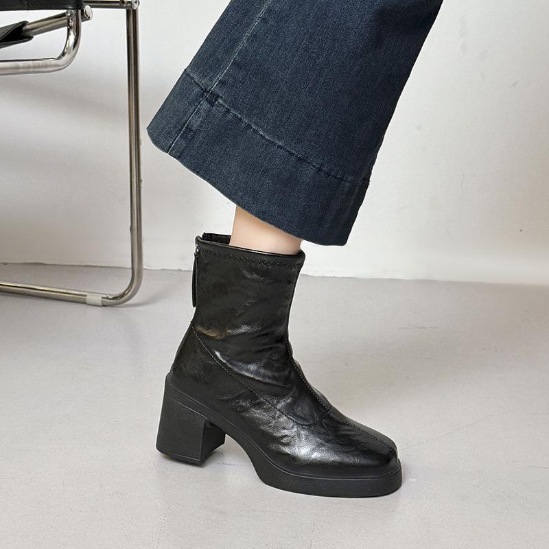 Bottes courtes rehaussantes pour femmes, petits talons hauts, bottes Martin à talon épais, bottines fines à bout carré.
